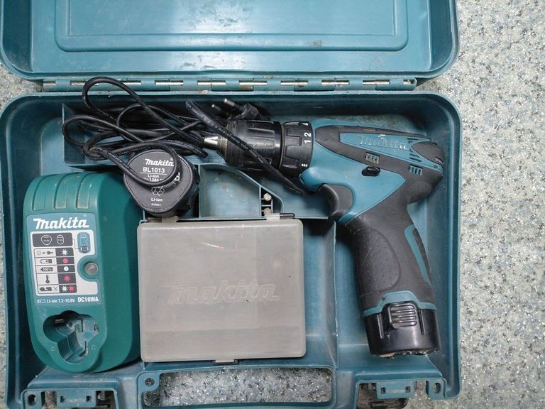 Купити Makita df330d 2акб + зп Б/У