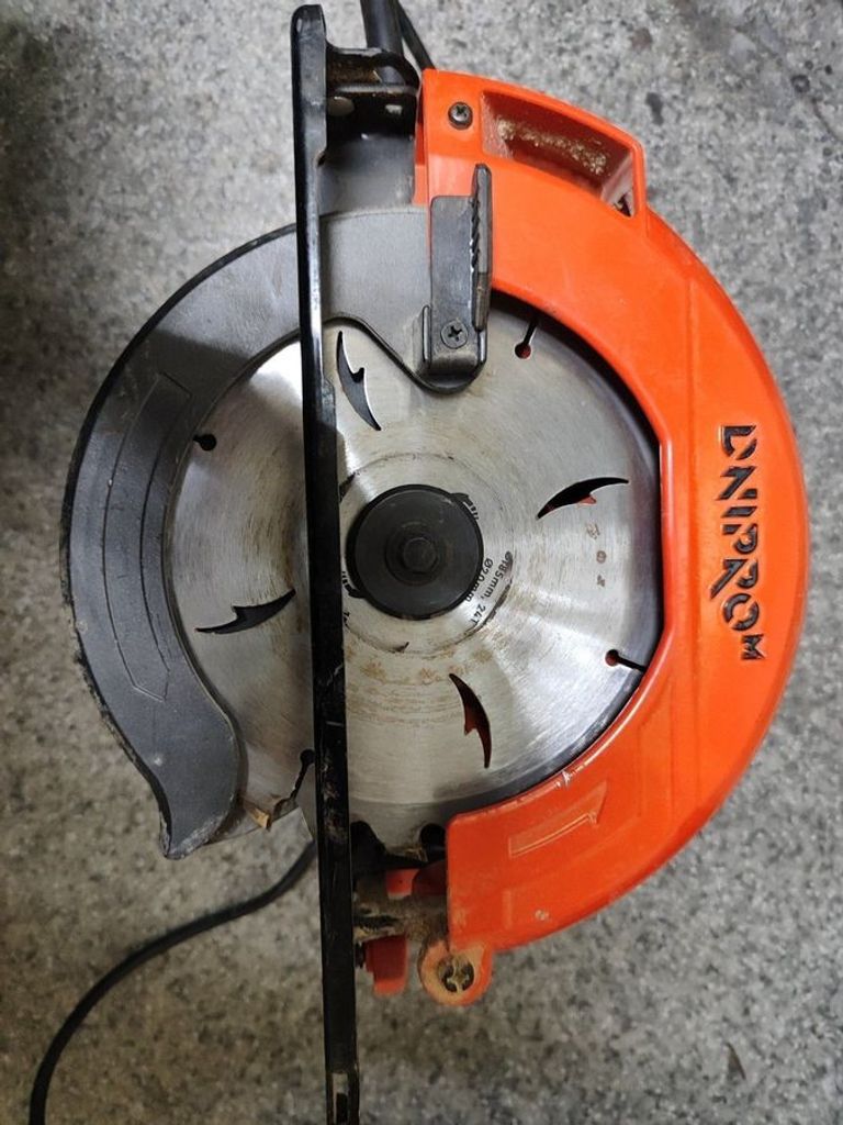 Оголошення Dnipro-M cs-185m Б/У