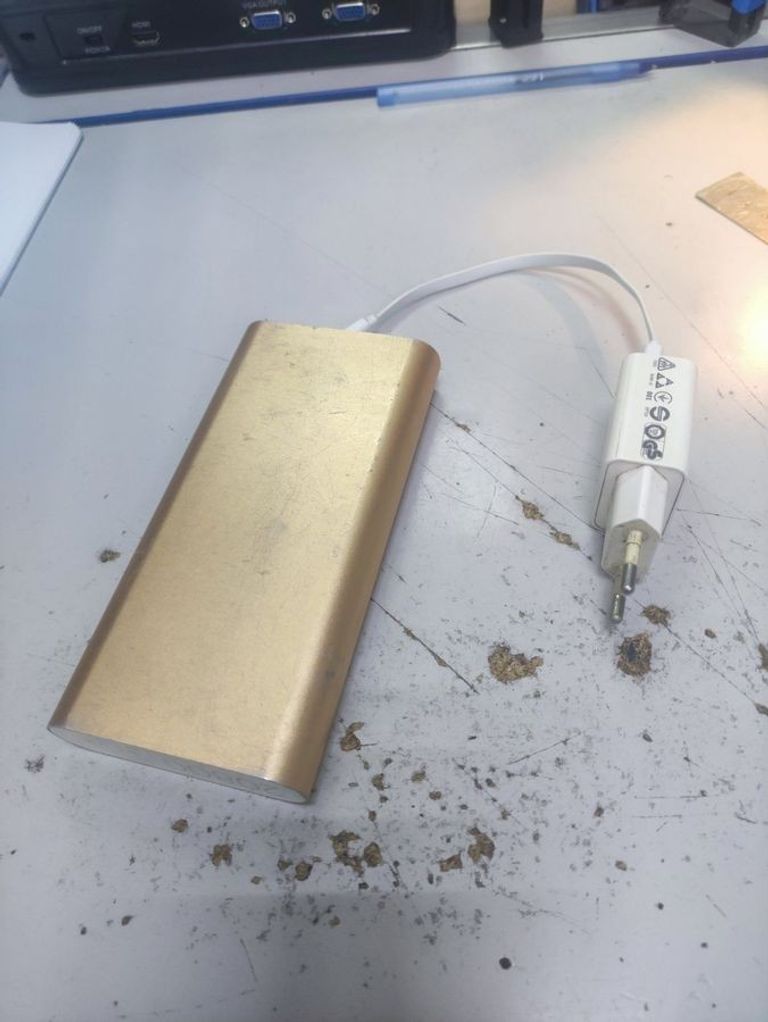 Дешиво Xiaomi ndy-02-ad 20800mah с ломбарда