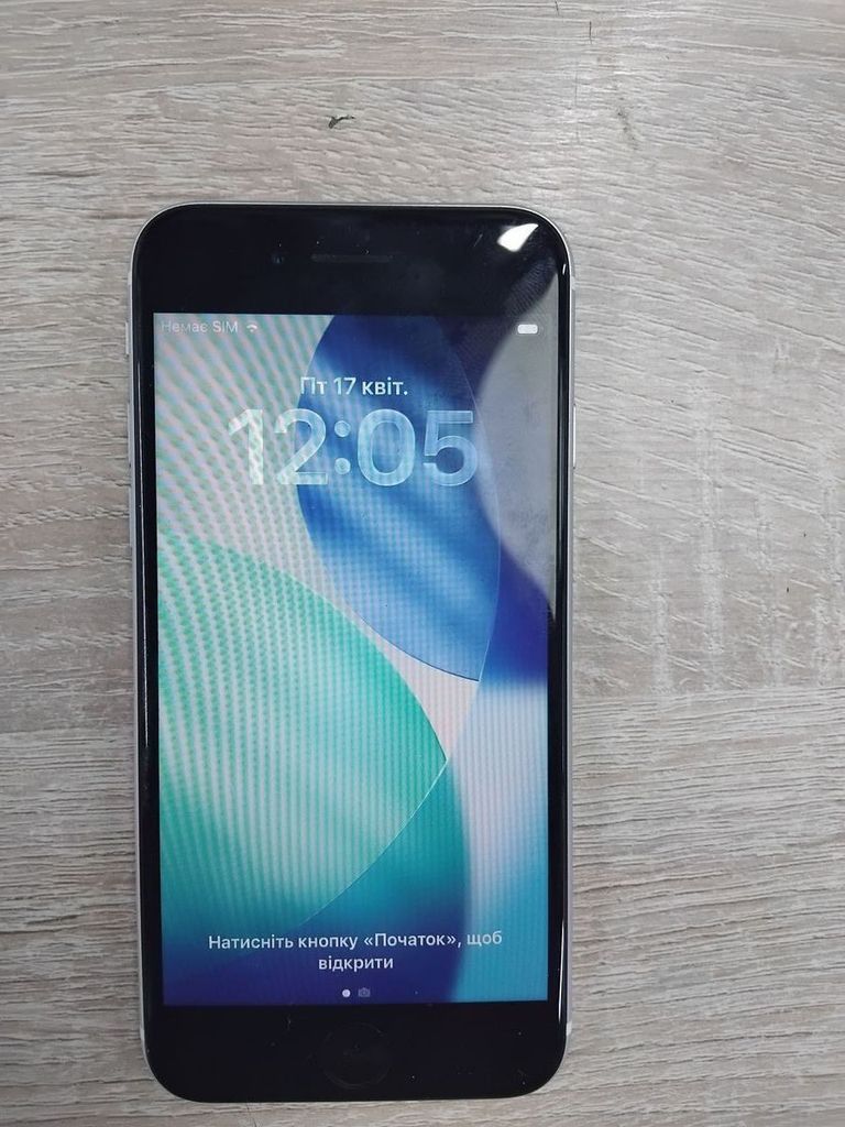 Купити Apple iPhone SE 2020 64GB Black Slim Box (MHGP3) Б/У