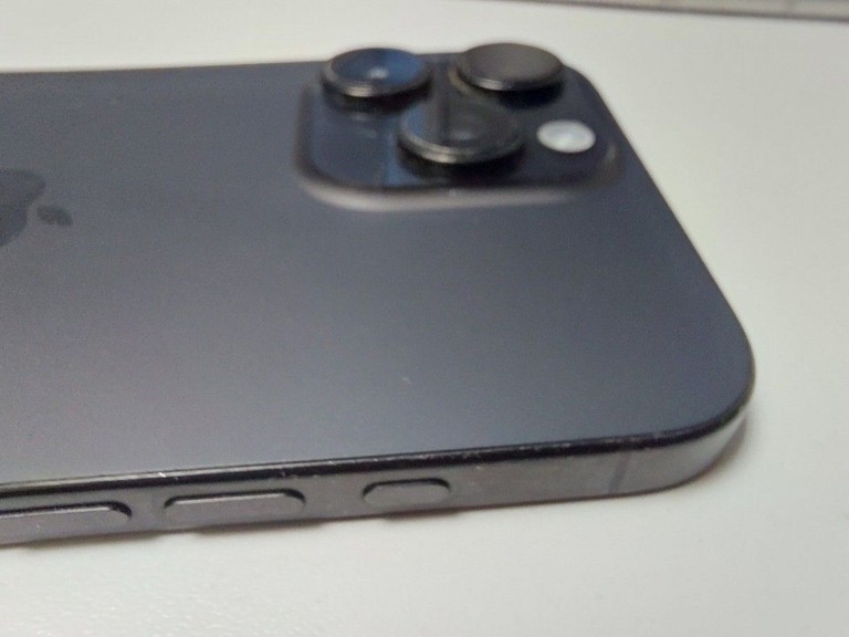 Apple iphone 16 pro max 256gb Код:01-200926472. Изображение 6