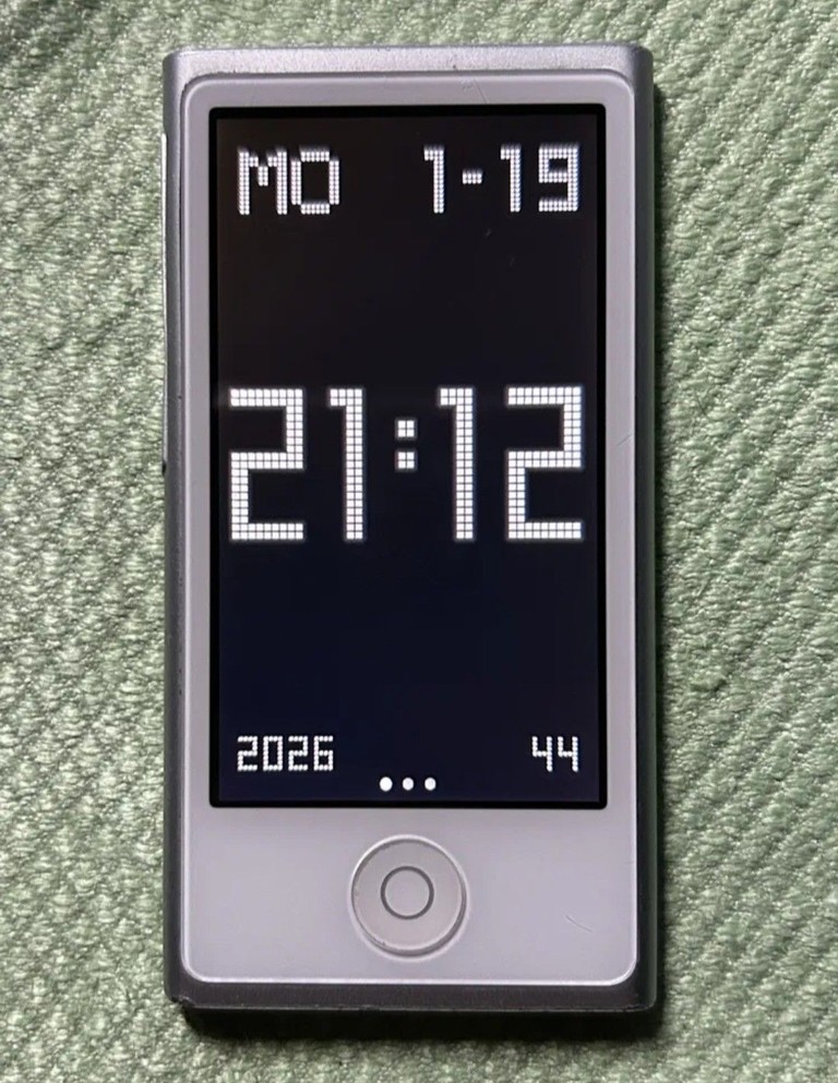 Купить Apple iPod nano 7Gen 16Gb Silver (MD480) Б/У