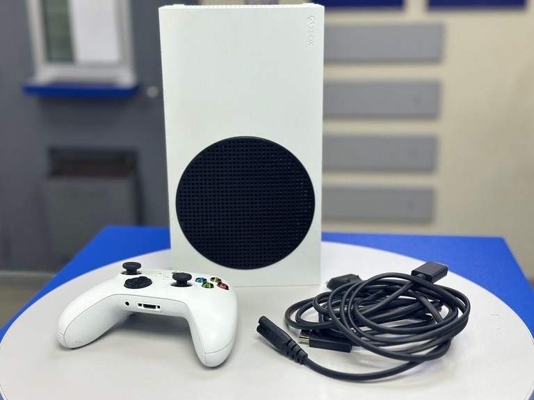 Купить Microsoft xbox series s 512gb Б/У