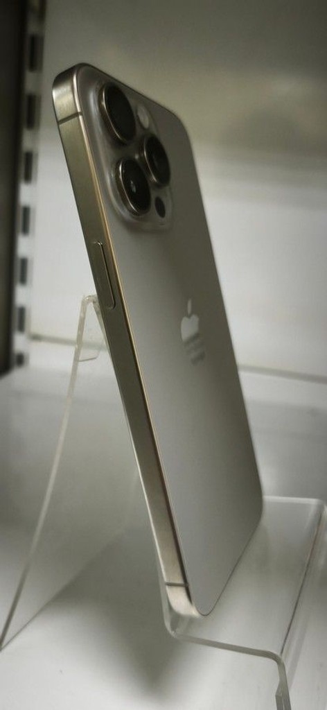 Apple iphone 15 pro max 256gb Код:01-200932554. Зображення 9