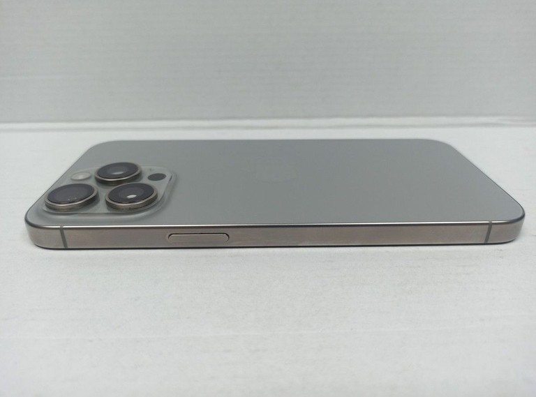 Распродажа Apple iphone 15 pro max 256gb, продавец Техноскарб