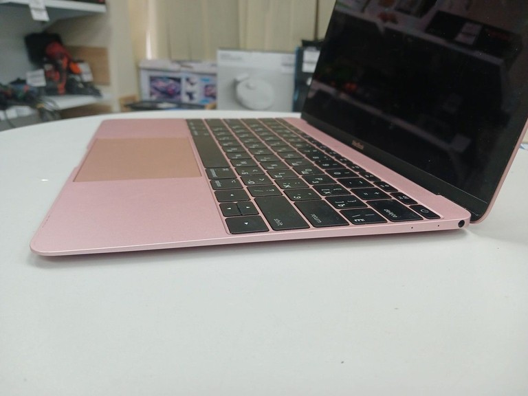 Розпродаж Apple macbook a1534 12" core m3 1,2ghz/ram 8gb/ssd 256gb/intel hd graphics 615, продавець Техноскарб