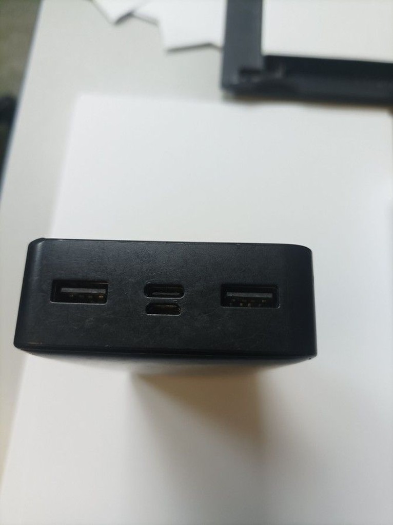Дешиво Baseus bipow digital display 15w 20000mah с ломбарда