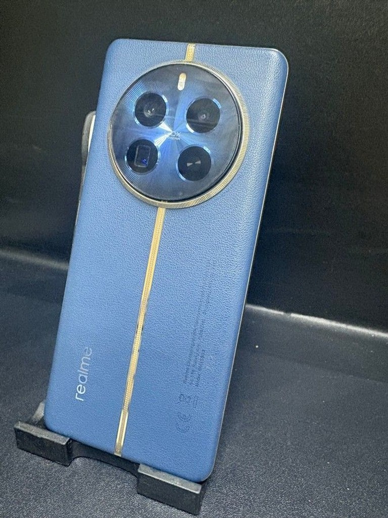 Купити Realme 12 pro+ 12/512gb Б/У