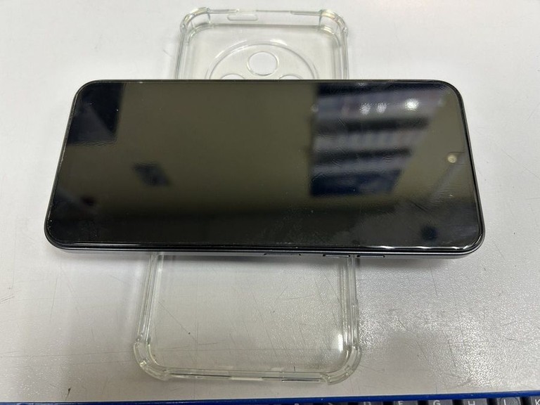 Дешиво Tecno spark 30c kl5n 8/256gb с ломбарда