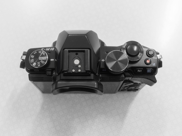 Оголошення Olympus OM-D E-M10 body Б/У