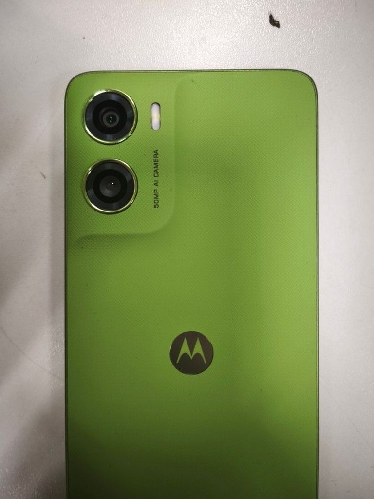 Дешево Motorola moto g06 4g 4/64gb tendril з ломбарду