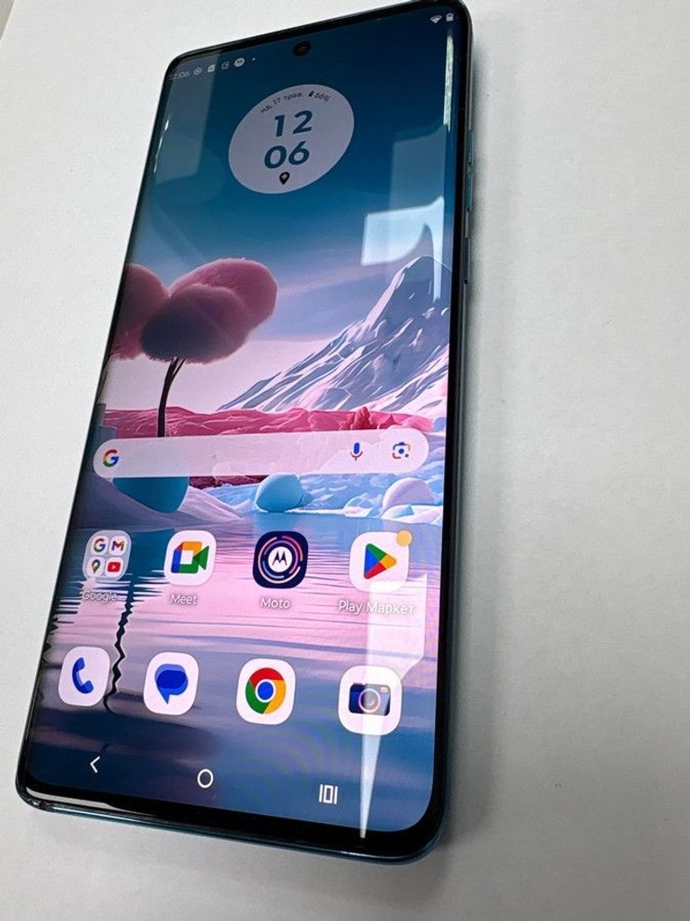 Оголошення Motorola edge 40 neo 12/256gb Б/У