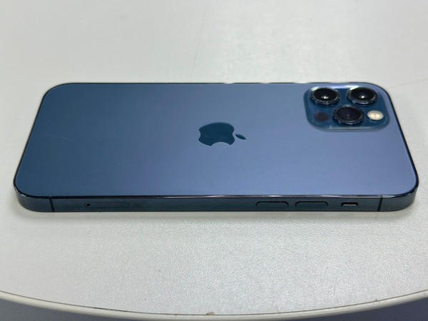 Купить Мобильный телефон Apple iphone 12 pro 256gb дешиво в