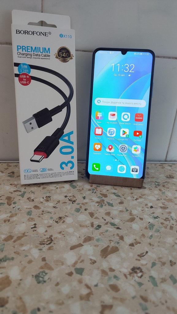Купити Huawei Nova Y70 4/128GB Crystal Blue Б/У