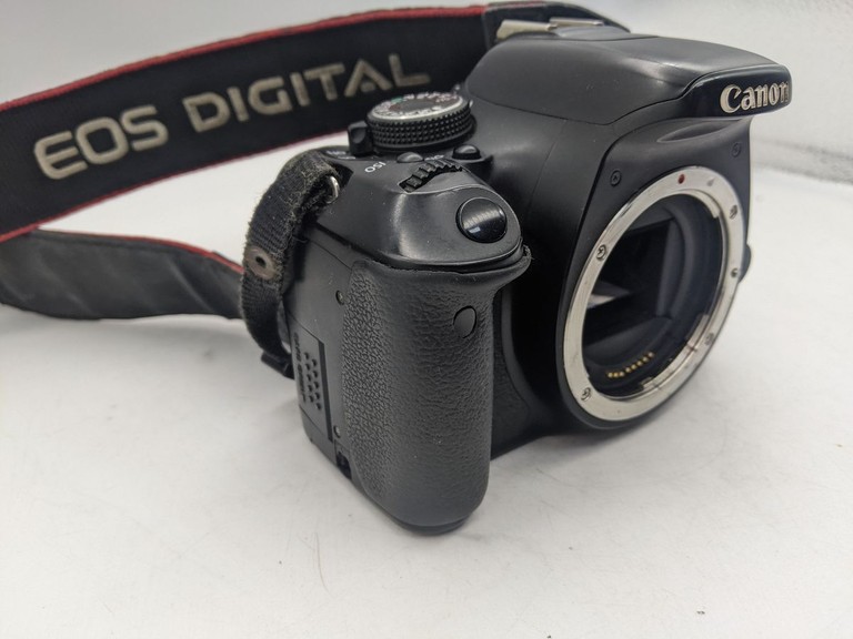 Дешево Canon EOS 600D body з ломбарду