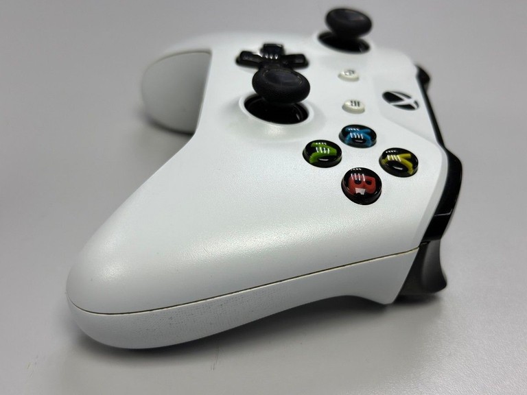 Дешиво Microsoft xbox wireless controller 1708 с ломбарда