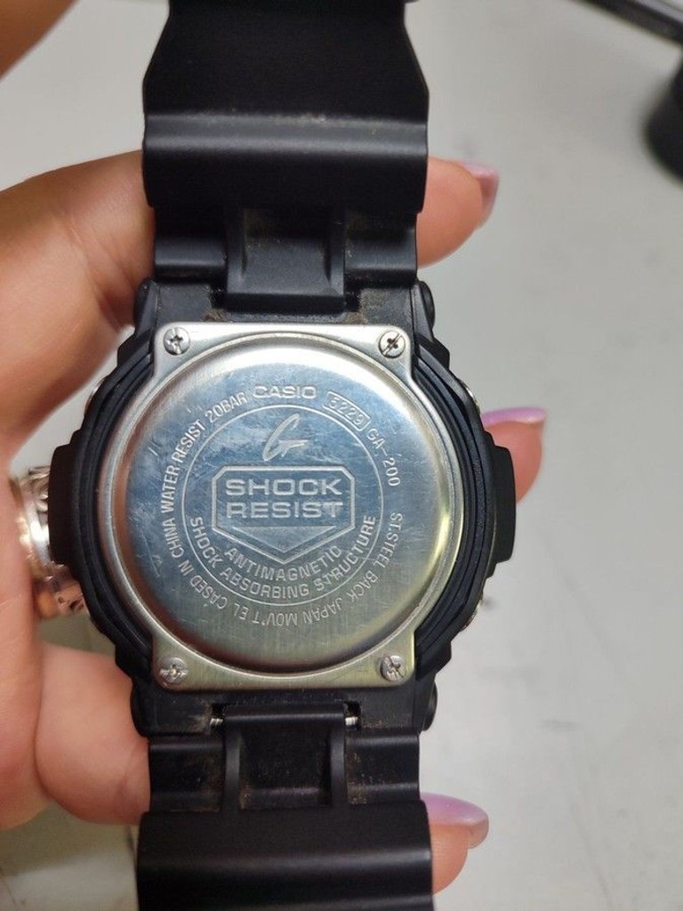 Дешиво Casio ga-200 с ломбарда