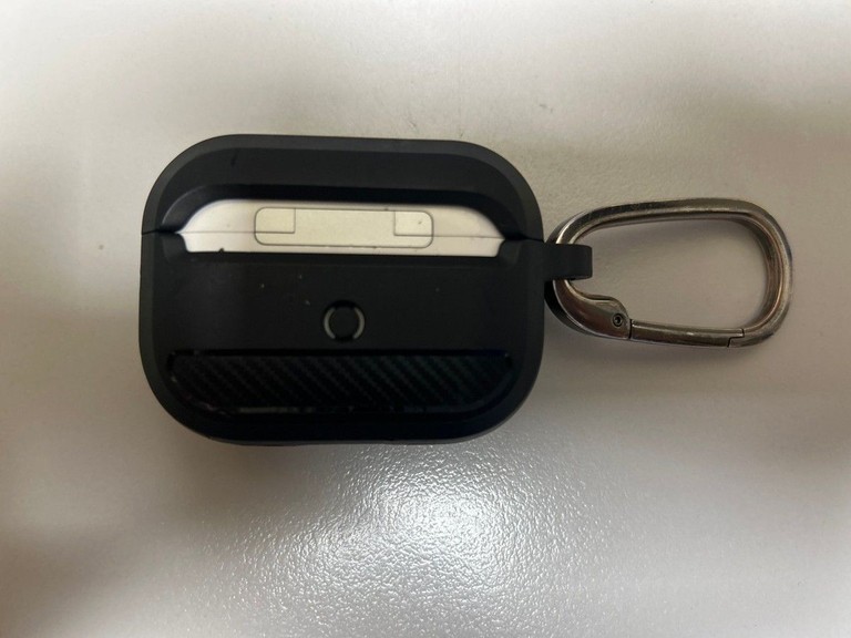 Дешево Apple airpods pro 2nd generation with magsafe charging case usb-c з ломбарду