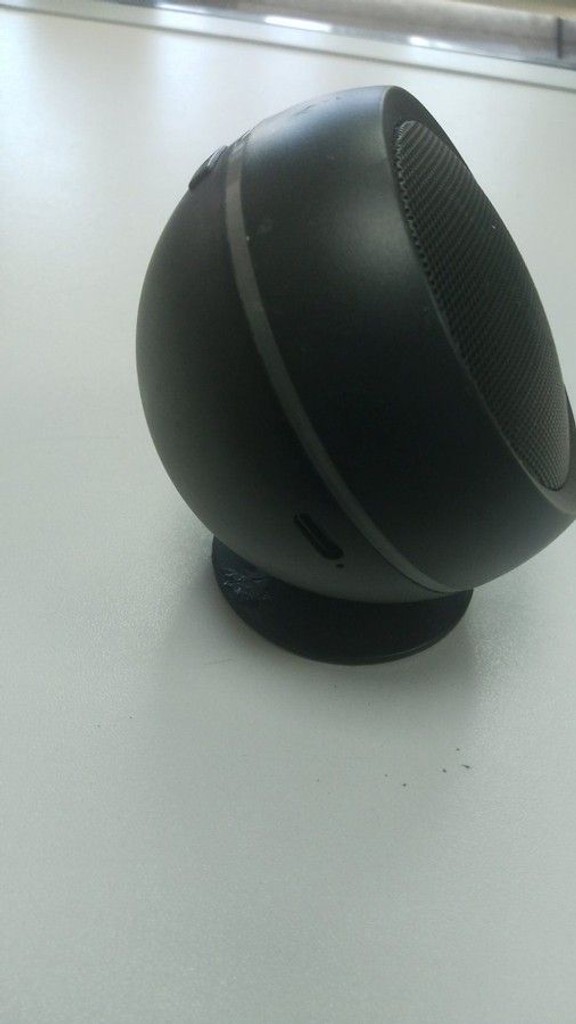 Дешево Trybe wireless speaker . model- 109-500450 з ломбарду