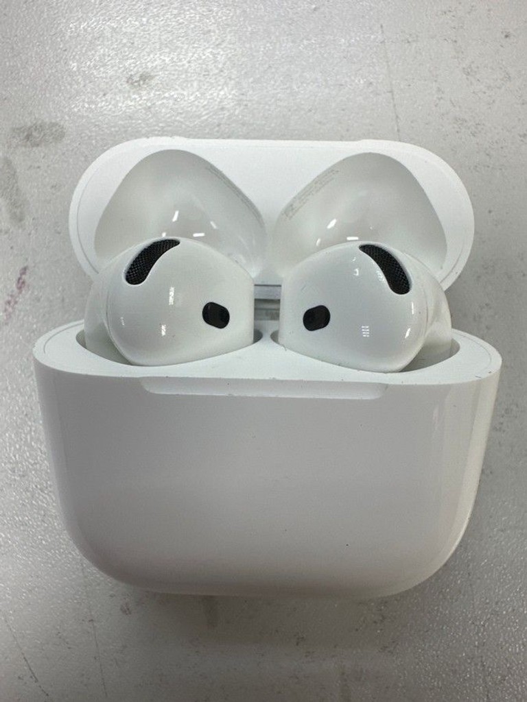 Купить Apple airpods 4 Б/У