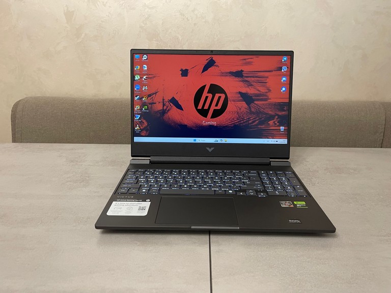 Купити HP Victus 15-fb3023dx, 15.6" Б/У