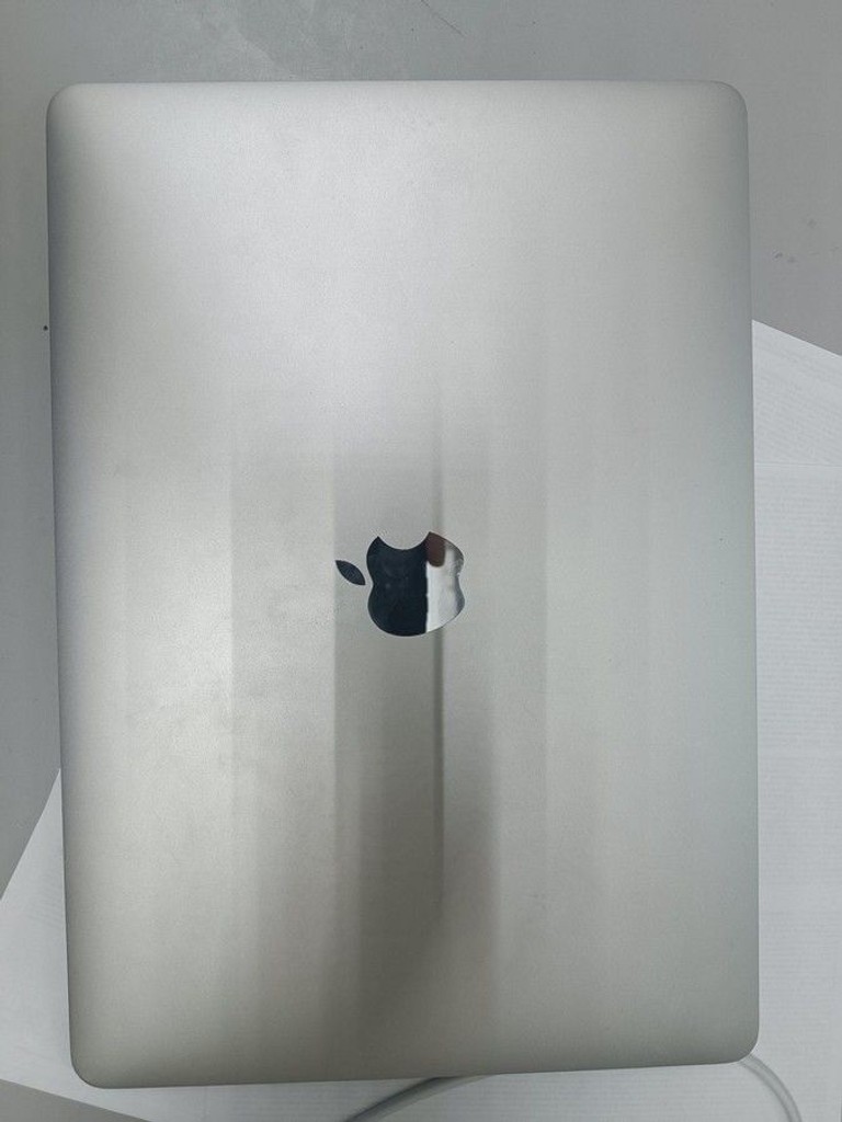 Дешево Apple MacBook Air 13'' Late 2020 з ломбарду