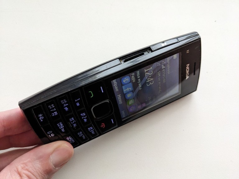 телефон Nokia x2-02 Б.У.  Код:null. Зображення 4