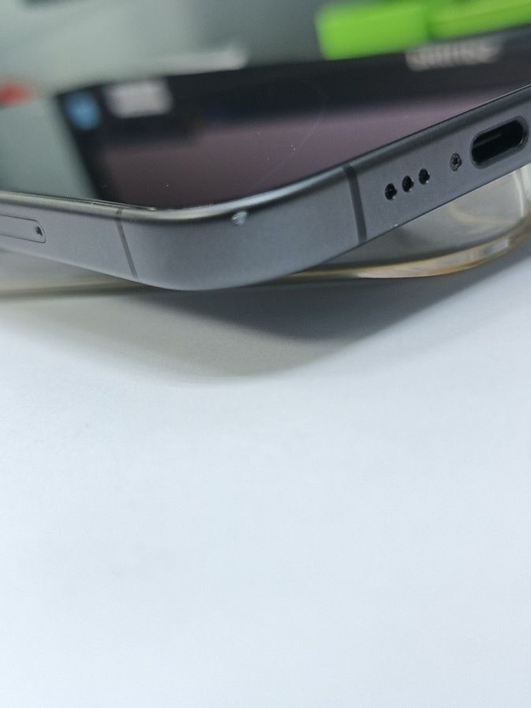 Apple iPhone 17 256GB Black (MG6J4) Код:01-201101507. Изображение 8
