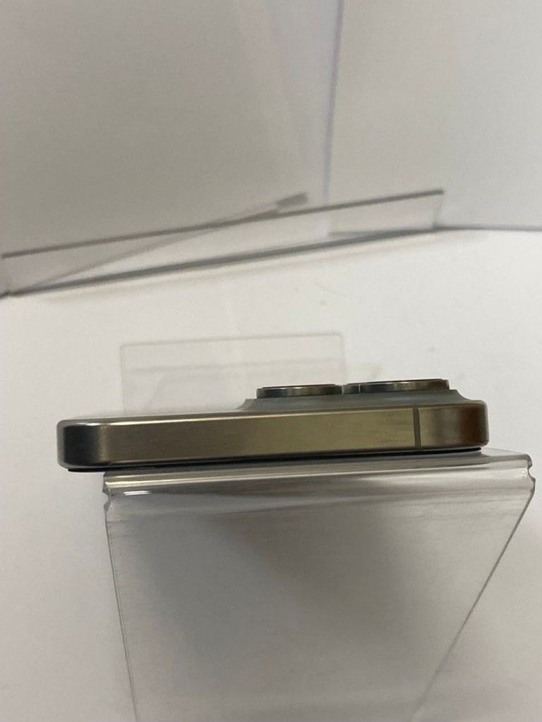 Apple iphone 15 pro max 256gb Код:01-201108551. Изображение 11