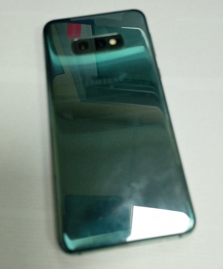 Оголошення Samsung galaxy s10e sm-g970f 6/128gb Б/У