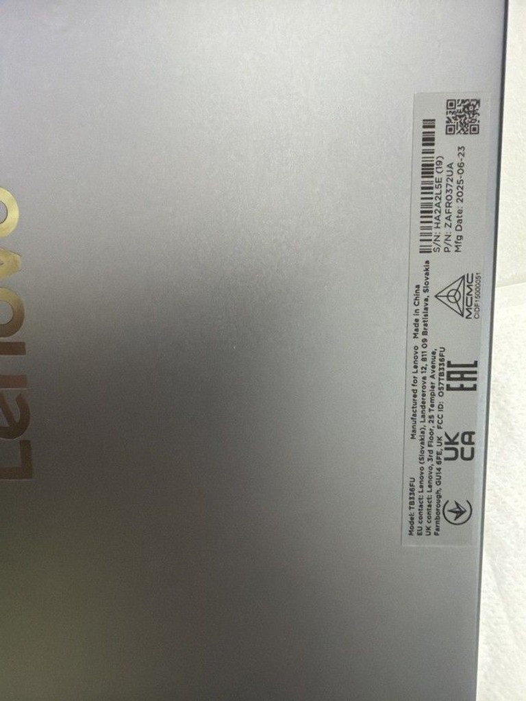 Дешево Lenovo Idea Tab 8/256GB 5G Luna Grey + Pen and Keyboard (ZAFM0237UA) з ломбарду