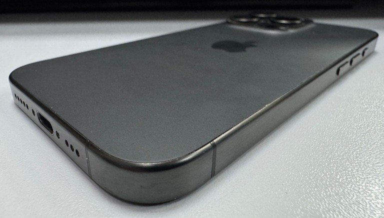 Apple iphone 15 pro 128gb esim Код:01-201142752. Изображение 11