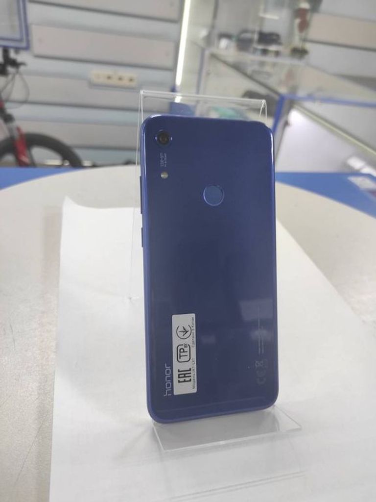 Оголошення Huawei honor 8a jat-lx1 2/32gb Б/У