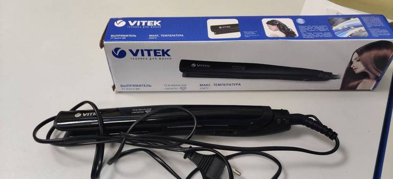 Vitek VT-8403 BK