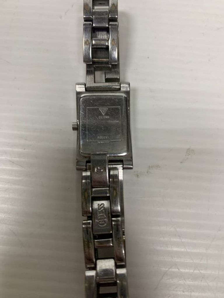 Guess w80031l1