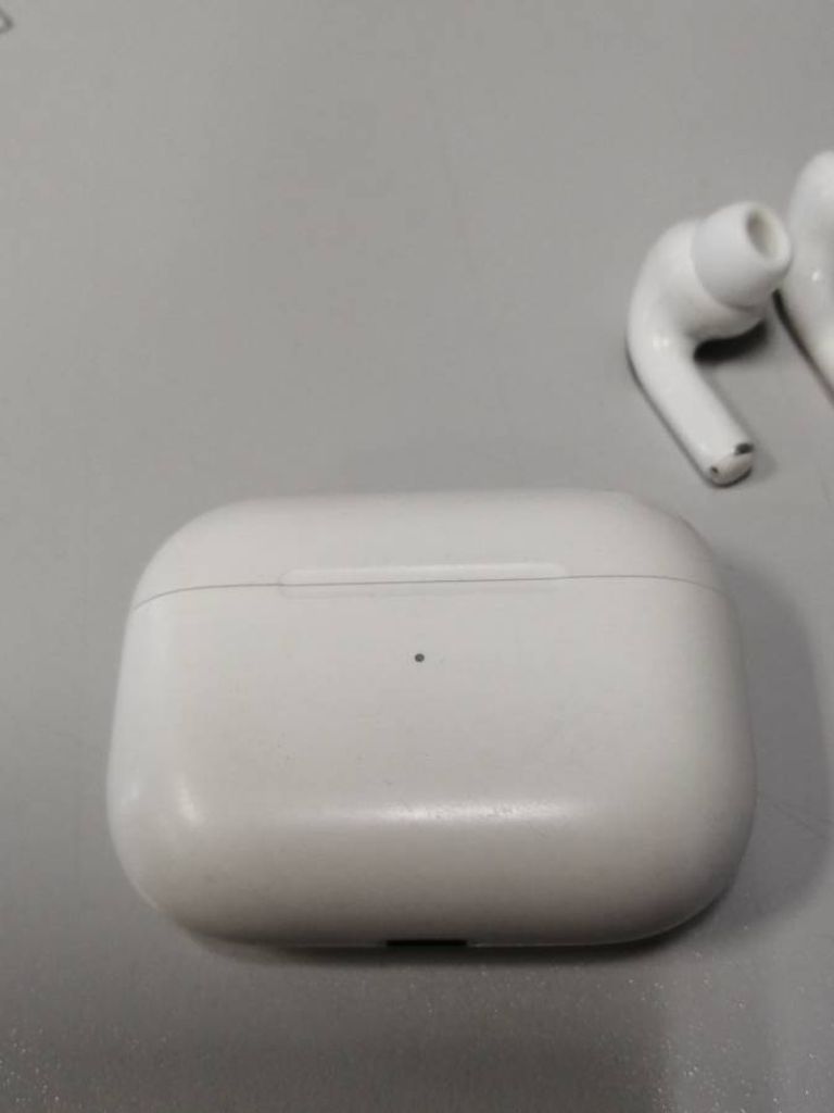 Apple AirPods Pro (MWP22)