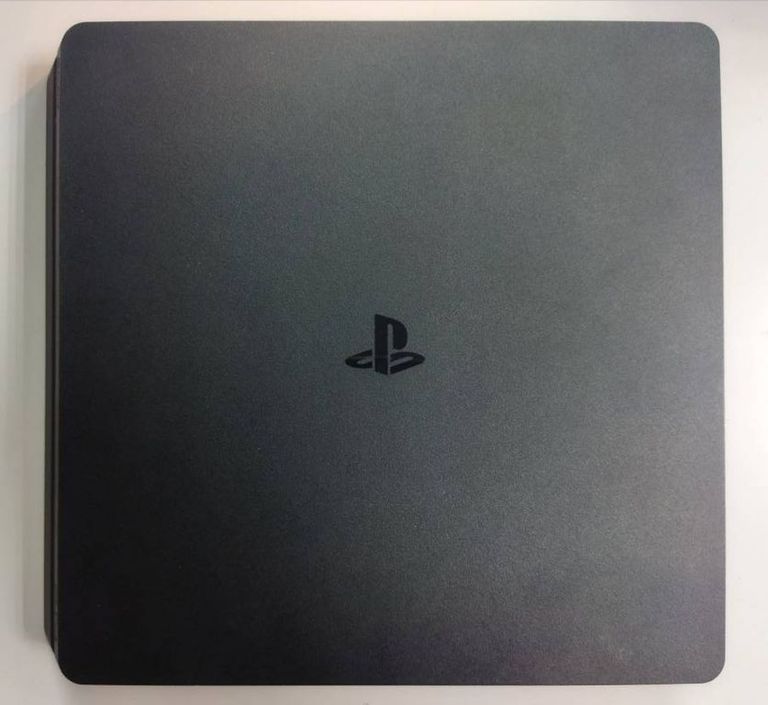 Дешево  Sony PlayStation 4 Slim 1TB Black з ломбарду