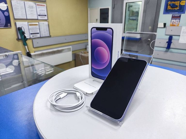 Оголошення Apple iPhone 12 256GB (PRODUCT)RED Б/У