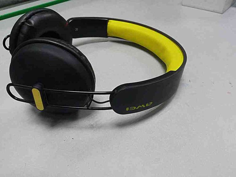 Дешиво Awei a800bl с ломбарда