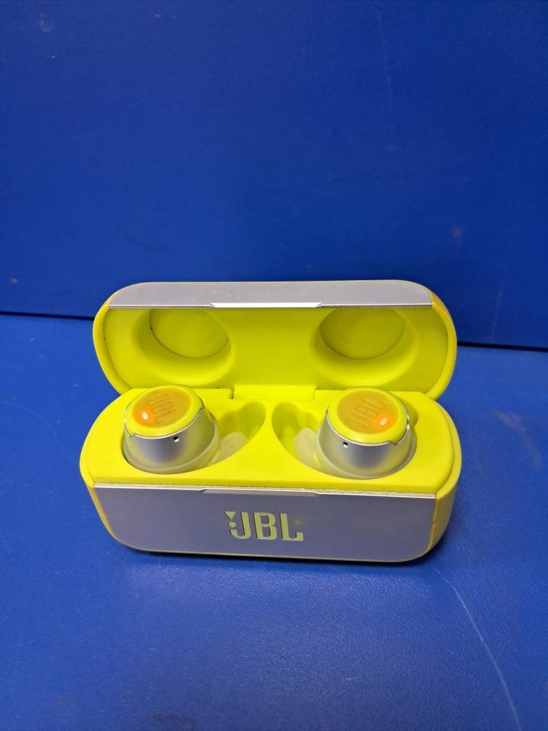 Купити Jbl reflect flow Б/У
