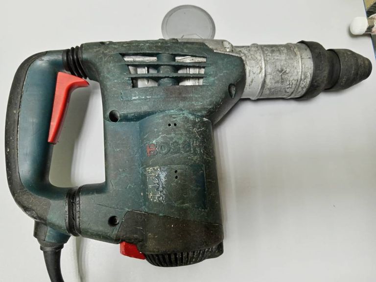 Дешево Bosch GBH 4-32 DFR (0611332100) з ломбарду