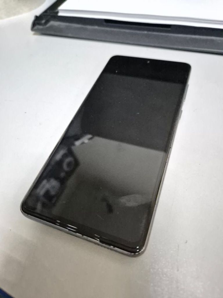 Оголошення Samsung galaxy a73 5g 8/256gb Б/У