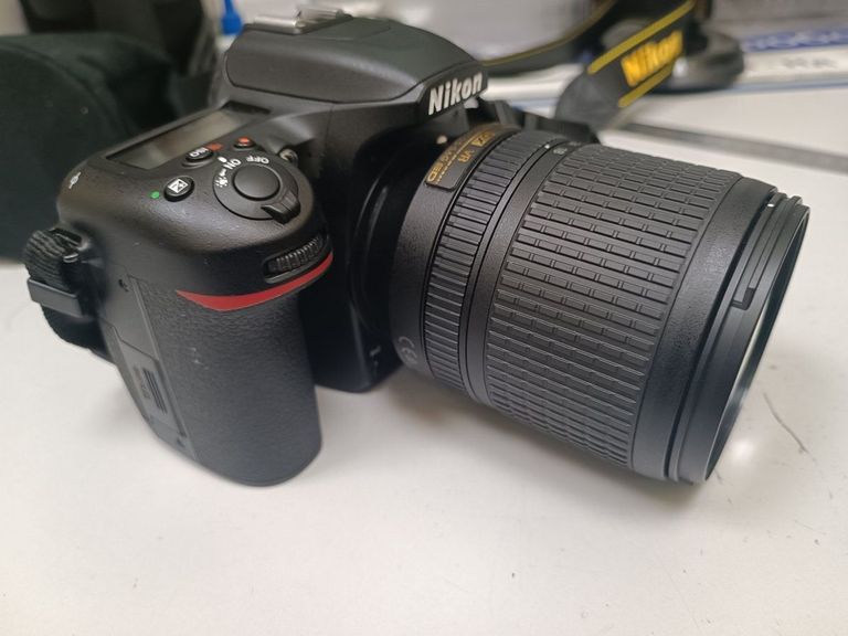 Дешево Nikon d7500 kit (18-140mm) vr з ломбарду