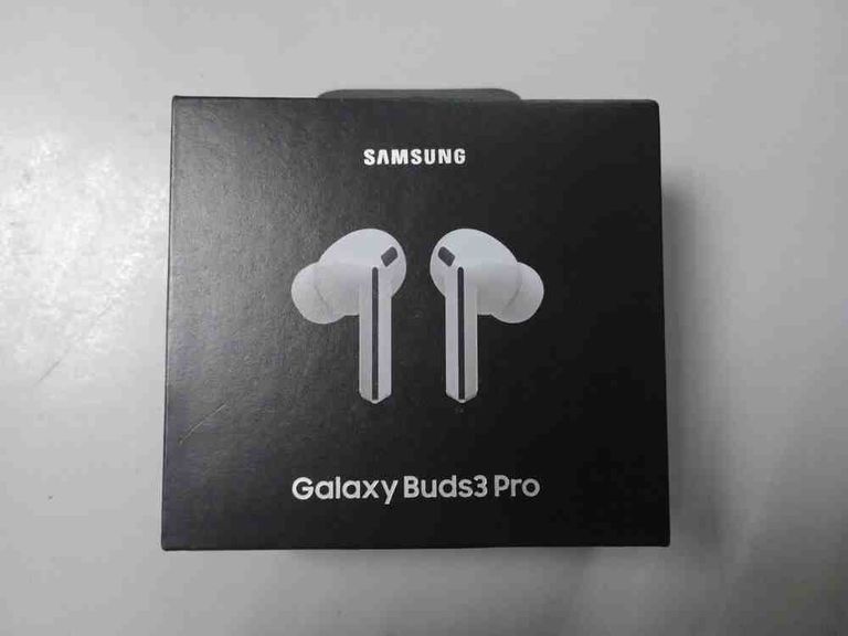 Дешиво Samsung Galaxy Buds3 Pro Silver с ломбарда