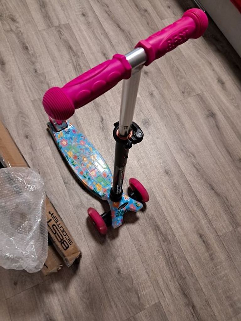 Объявление Самокат детский для мальчика и девочки - Best Scooter Б/У