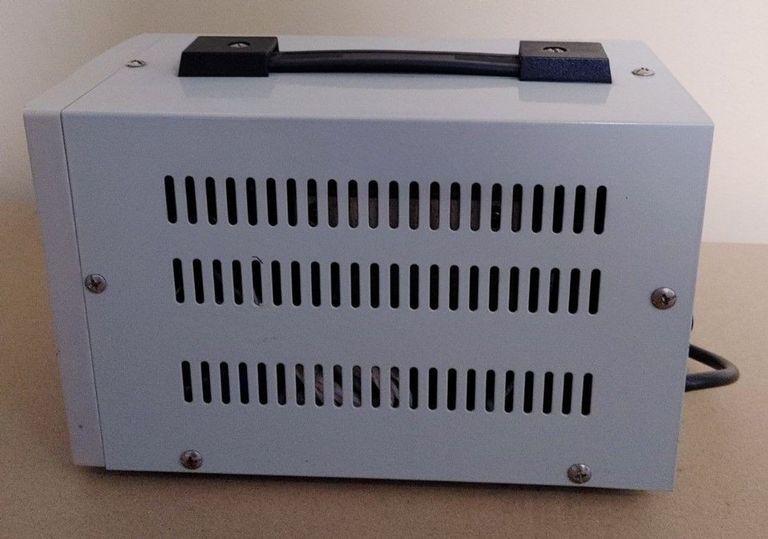 Розпродаж Luxeon avr - 500va, продавець Техноскарб