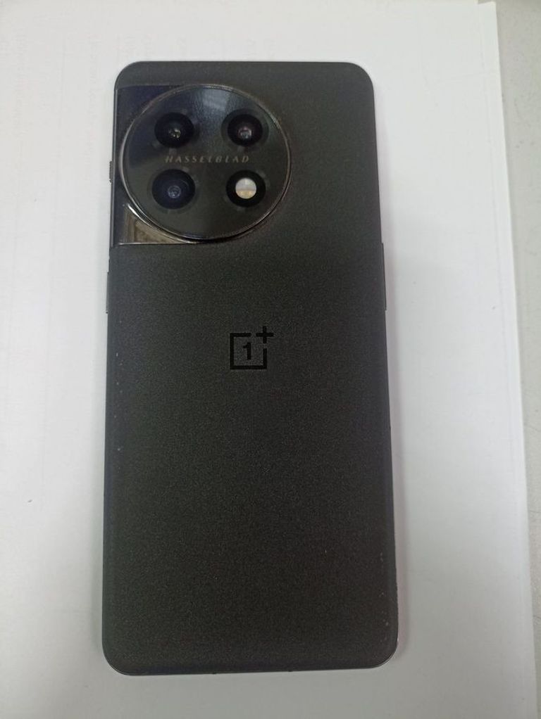 Объявление Oneplus 11 5g 12/256gb Б/У