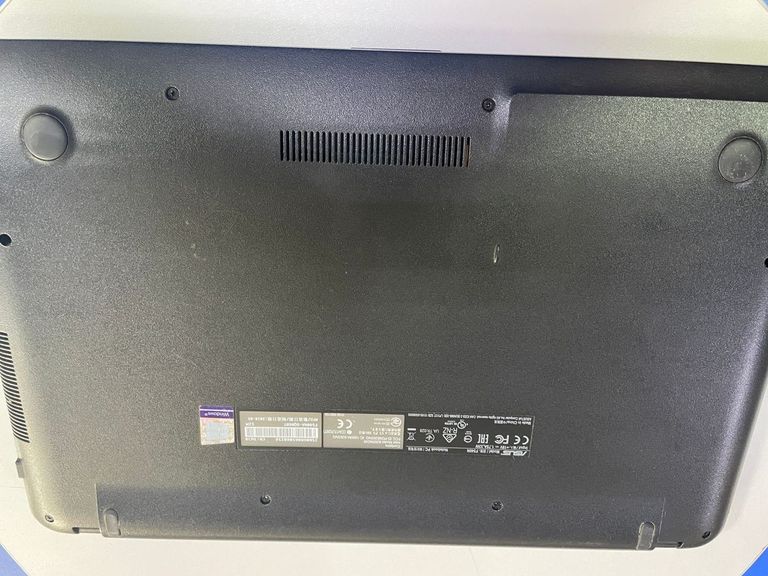 Объявление Asus 15/celeron n3350 ddr3/4gb ddr3/hdd 140 gb/ssd *відсутній/radeon rx5500m 4gb Б/У