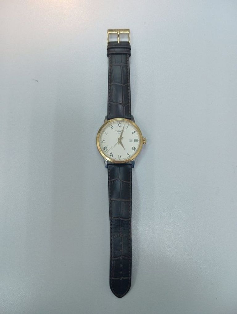 Дешево Tissot t129.410a з ломбарду