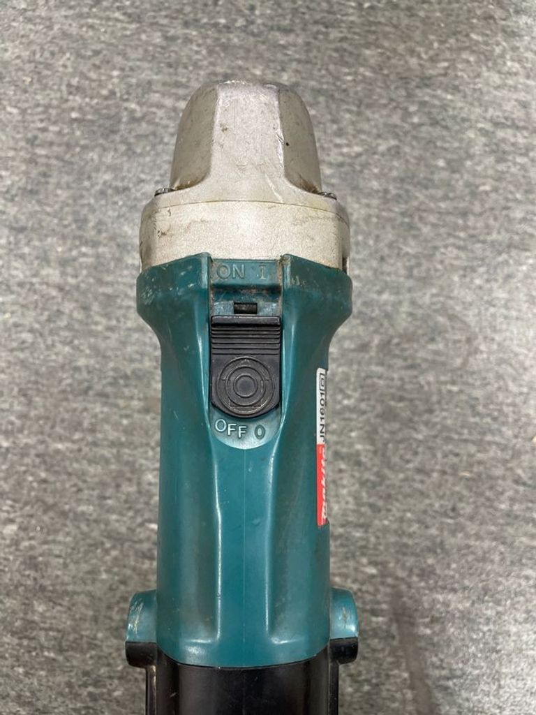 Дешево Makita JN1601 з ломбарду